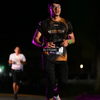 Runner Photo 7893284