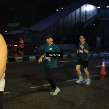 Runner Photo 7893293