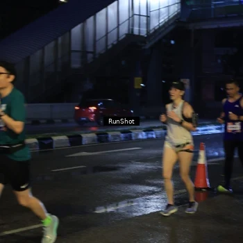 Runner Photo 7893305