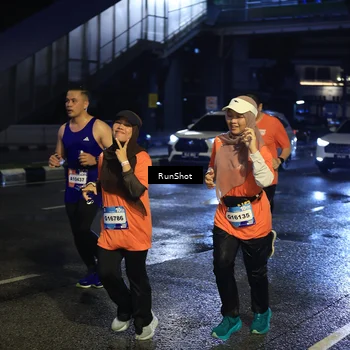 Runner Photo 7893343