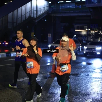 Runner Photo 7893346