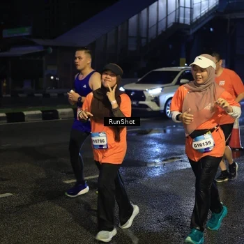 Runner Photo 7893364