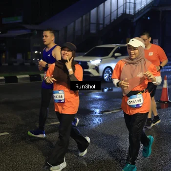 Runner Photo 7893366