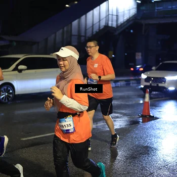 Runner Photo 7893376