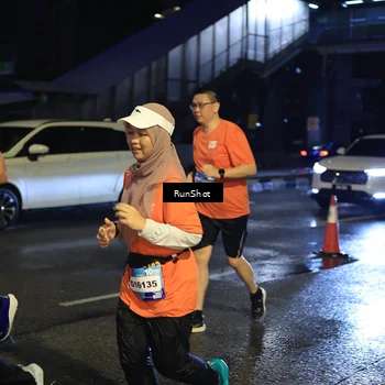 Runner Photo 7893381
