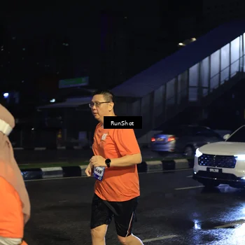 Runner Photo 7893390