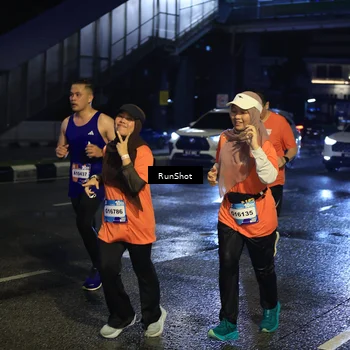 Runner Photo 7893398