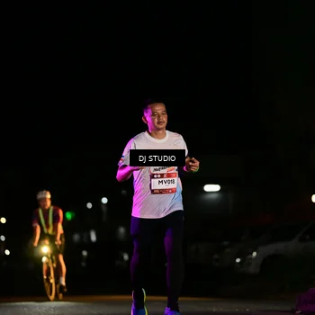 Runner Photo 7893400