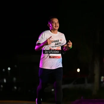 Runner Photo 7893406