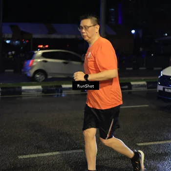 Runner Photo 7893416
