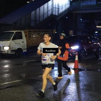 Runner Photo 7893437