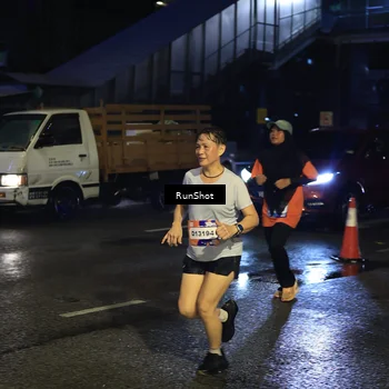 Runner Photo 7893440