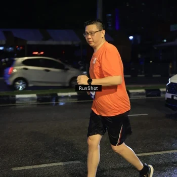 Runner Photo 7893444