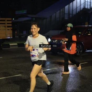 Runner Photo 7893460