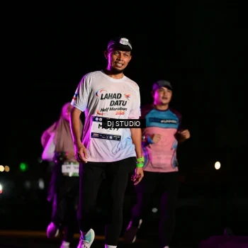Runner Photo 7893517