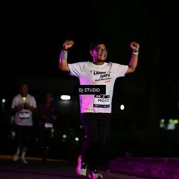 Runner Photo 7893541