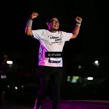 Runner Photo 7893555