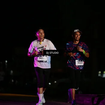 Runner Photo 7893559