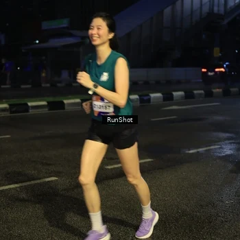 Runner Photo 7893562