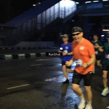 Runner Photo 7893569