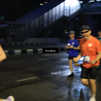 Runner Photo 7893570
