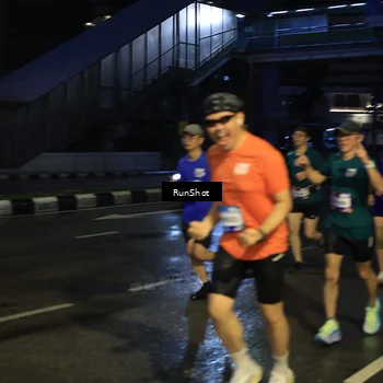 Runner Photo 7893574