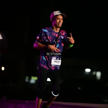 Runner Photo 7893575