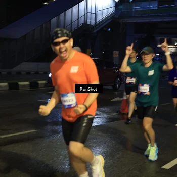 Runner Photo 7893576