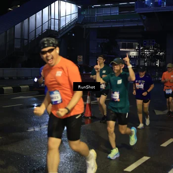 Runner Photo 7893592