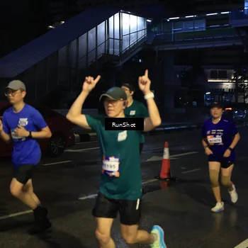 Runner Photo 7893594