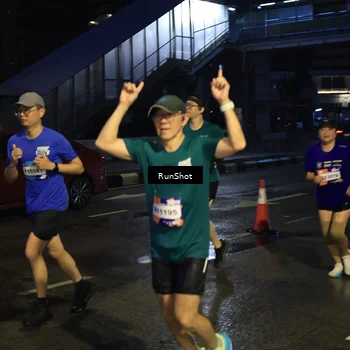 Runner Photo 7893598