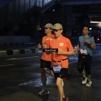 Runner Photo 7893655