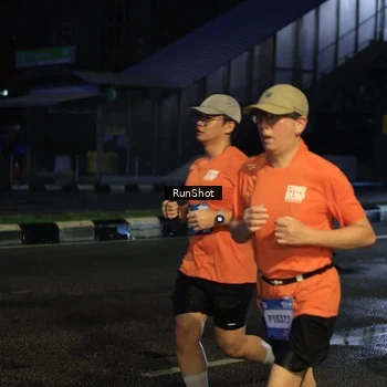Runner Photo 7893670