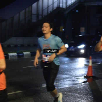 Runner Photo 7893675