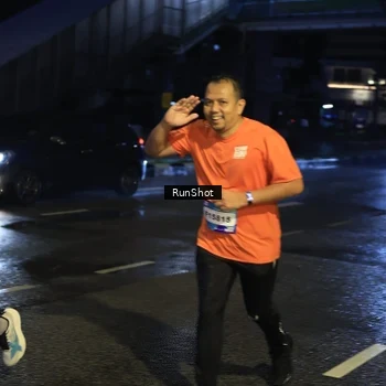 Runner Photo 7893681