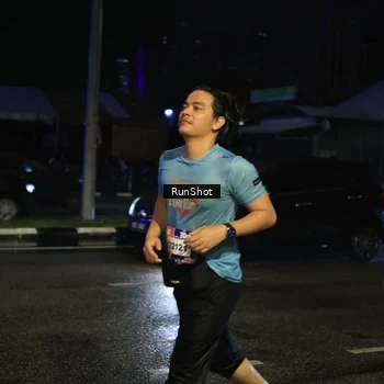 Runner Photo 7893696
