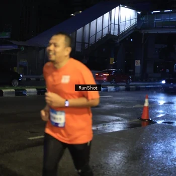 Runner Photo 7893705