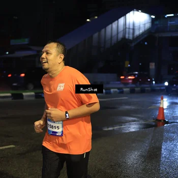 Runner Photo 7893711