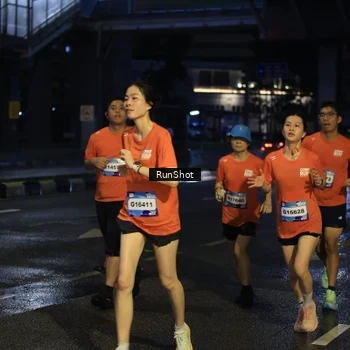 Runner Photo 7893769