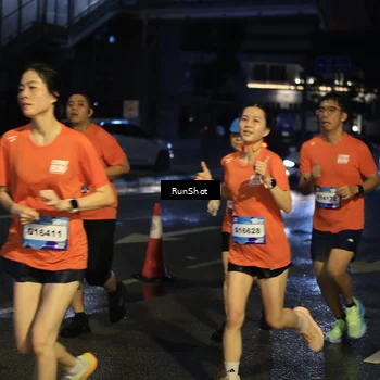 Runner Photo 7893774