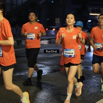 Runner Photo 7893785