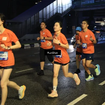 Runner Photo 7893792