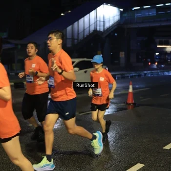 Runner Photo 7893794