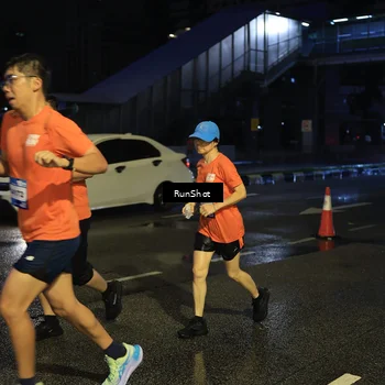 Runner Photo 7893804