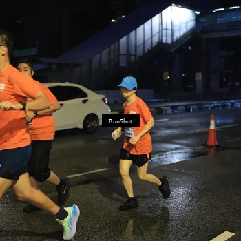 Runner Photo 7893813
