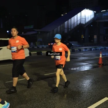 Runner Photo 7893825