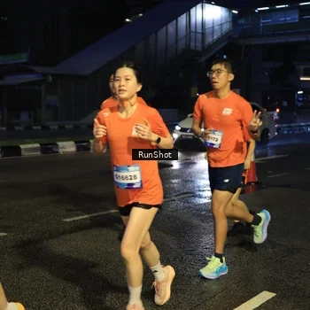 Runner Photo 7893831