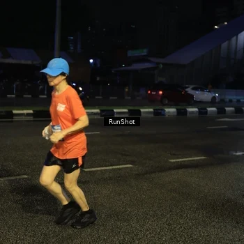 Runner Photo 7893842