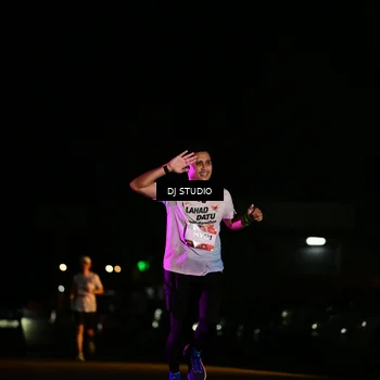 Runner Photo 7893846