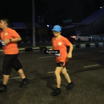 Runner Photo 7893865